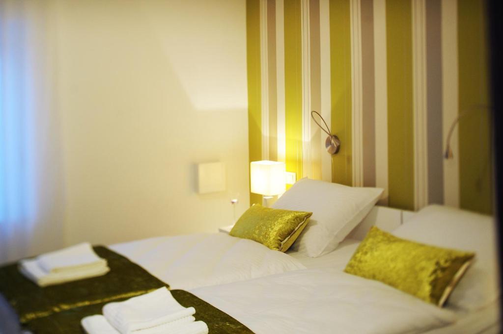 Garni Hotel Azur Lublana Pokój zdjęcie