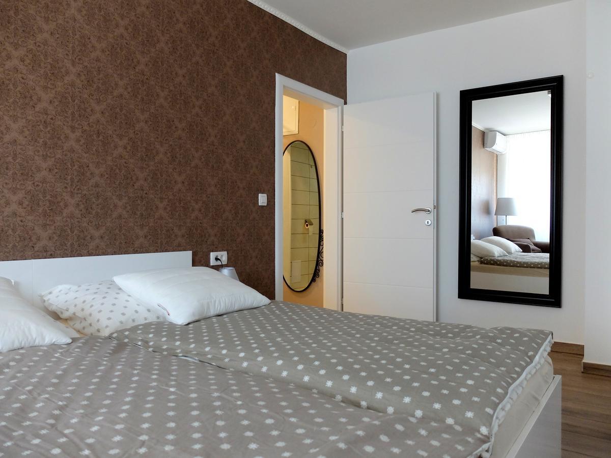 Garni Hotel Azur Lublana Zewnętrze zdjęcie